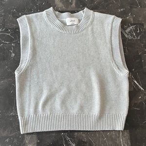 Aritzia Wilfred vest